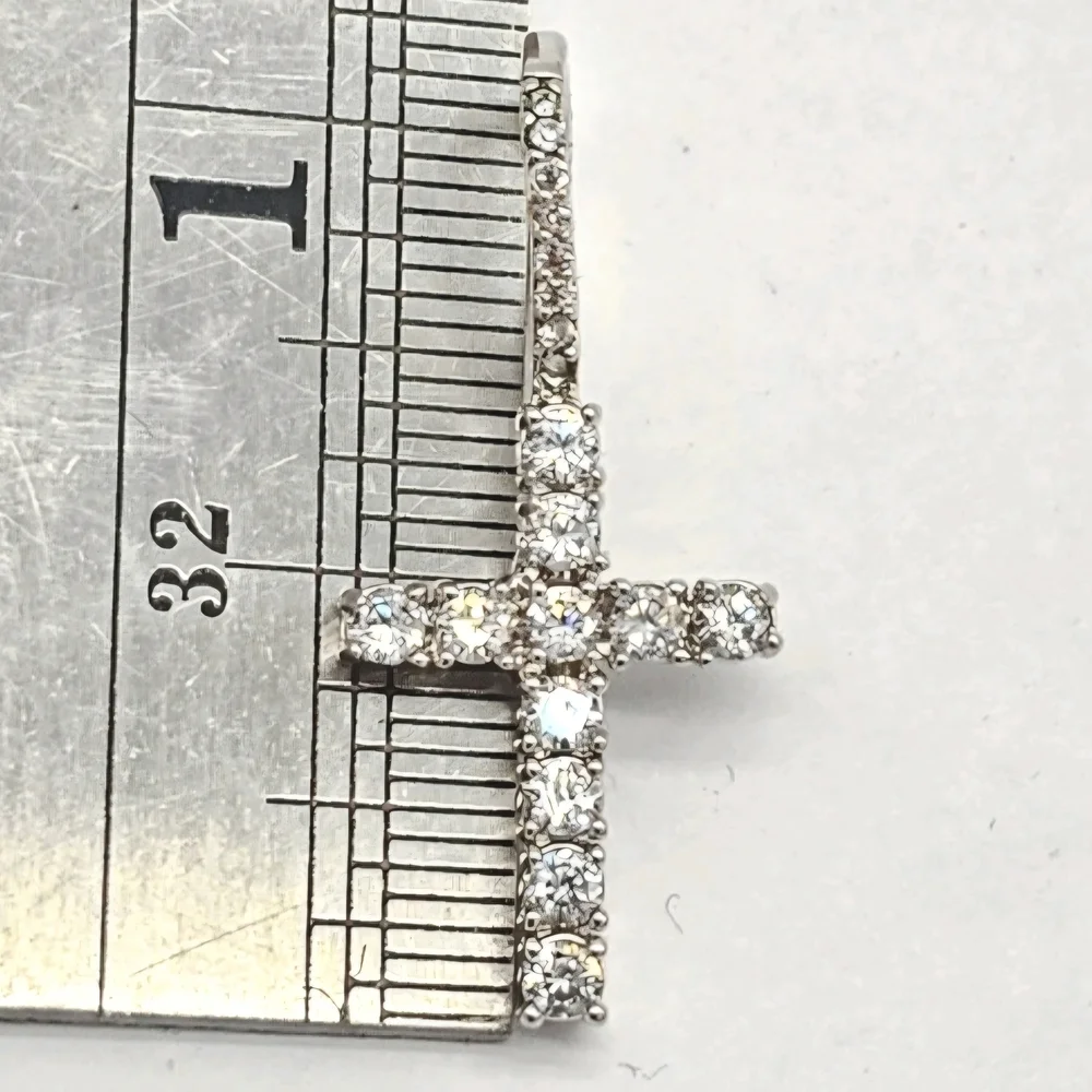 GLD Micro Diamond Simulant Cross in White Gold Iced Signed Necklace Pendant - Picture 4 of 5
